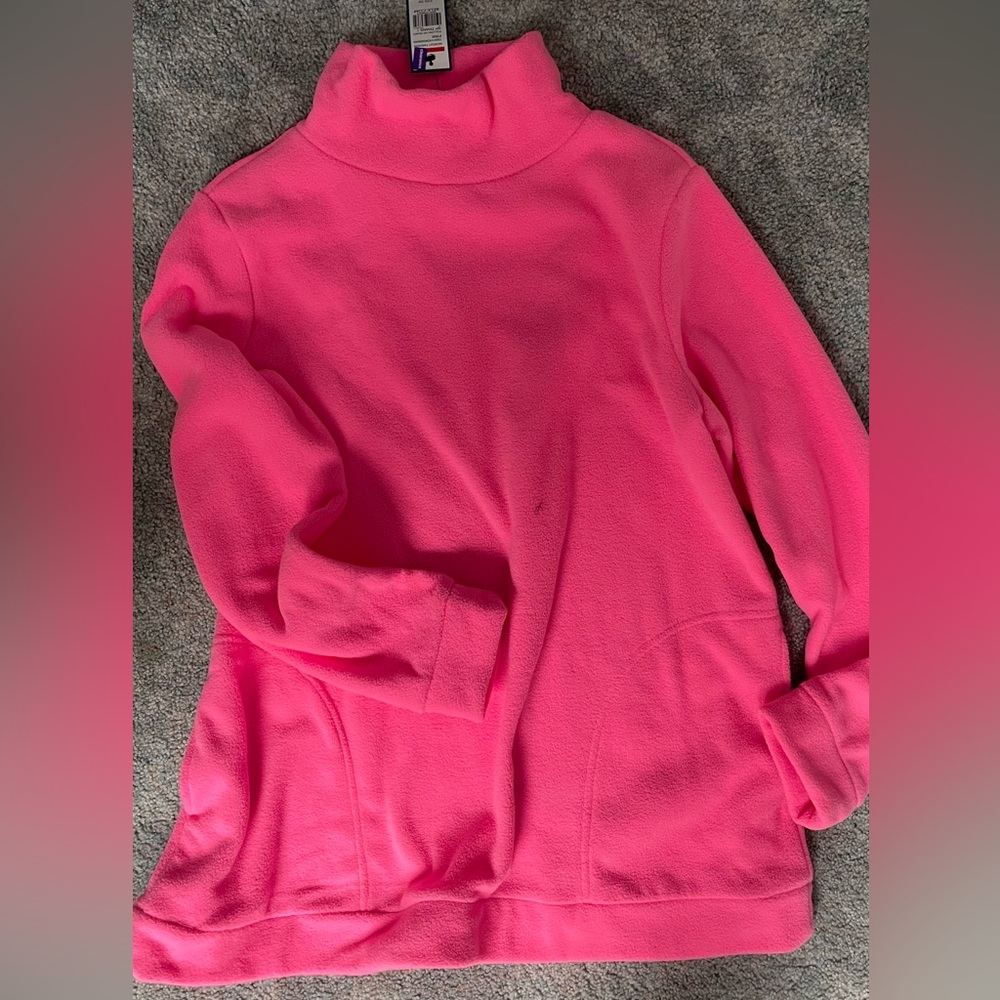 Fleece top with pockets